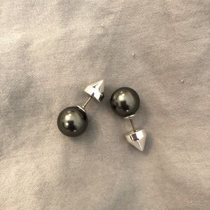 Double-sided front and back pearl earrings